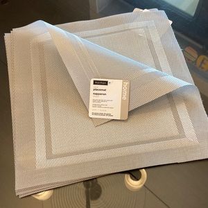 Harman Home Indoor/Outdoor Placemats (4) NWT